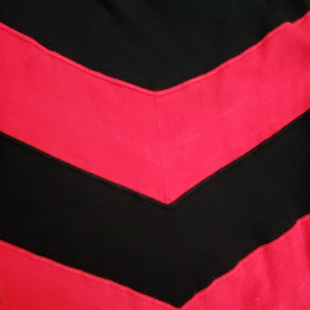 Guess Sleeveless Pencil Dress Valentines Day Dress - Picture 5 of 6